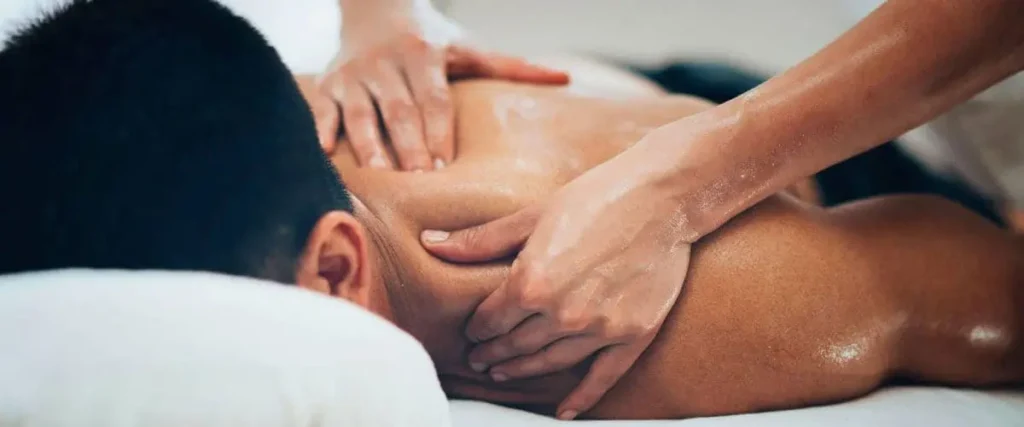 Chiropractic Massage in Solana Beach: Why It’s More Than Just Relaxation