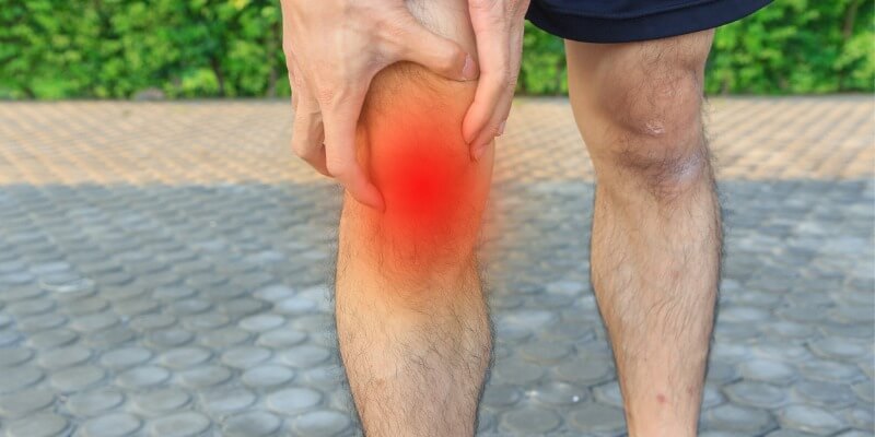 Knee Pain in Carlsbad: What to Expect During a Chiropractic Exam