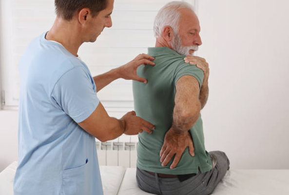 Choosing the Right Clinic for Pain and Spine Management in Solana Beach