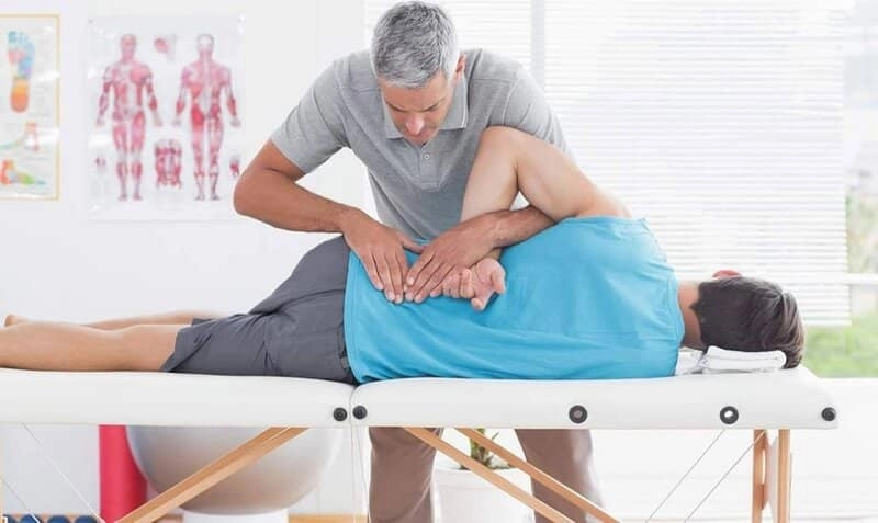 The Benefits of Chiropractic Adjustment in Del Mar for Back and Neck Pain