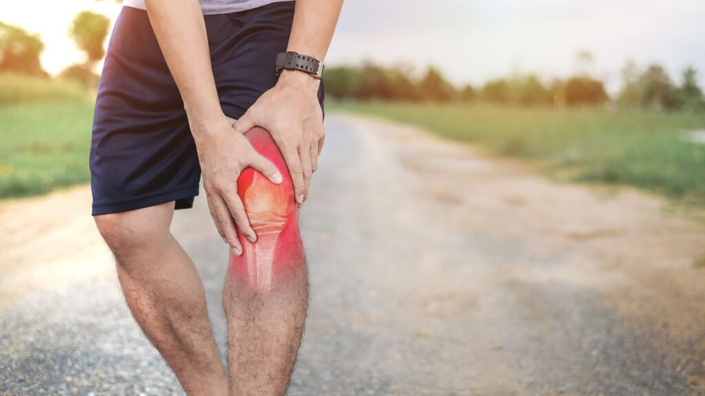 Staying Active Despite Knee Pain in Encinitas: How Chiropractic Care Can Help