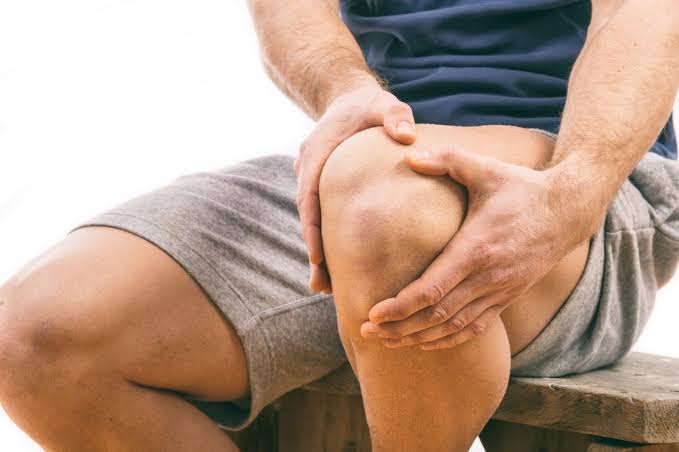 Knee Pain Solana Beach